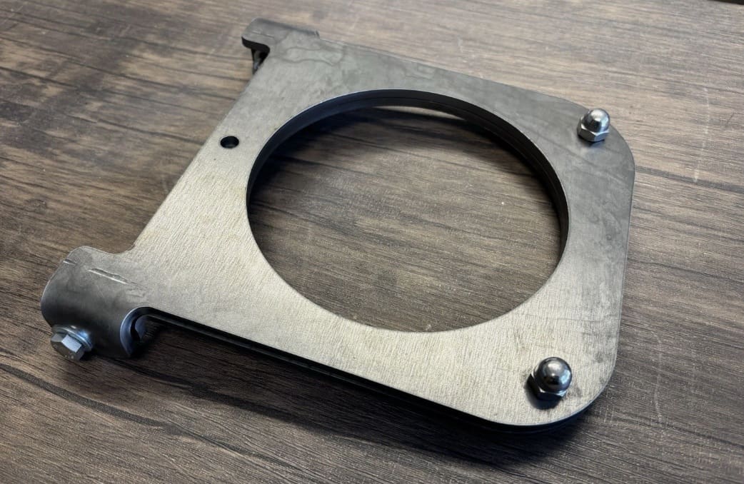 6" Pipe Stack Smoker Grill Hinge System – Breakaway Design for Easy Storage