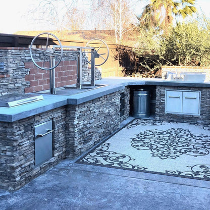 Grill insert in stainless steel for outdoor kitchen counter installation